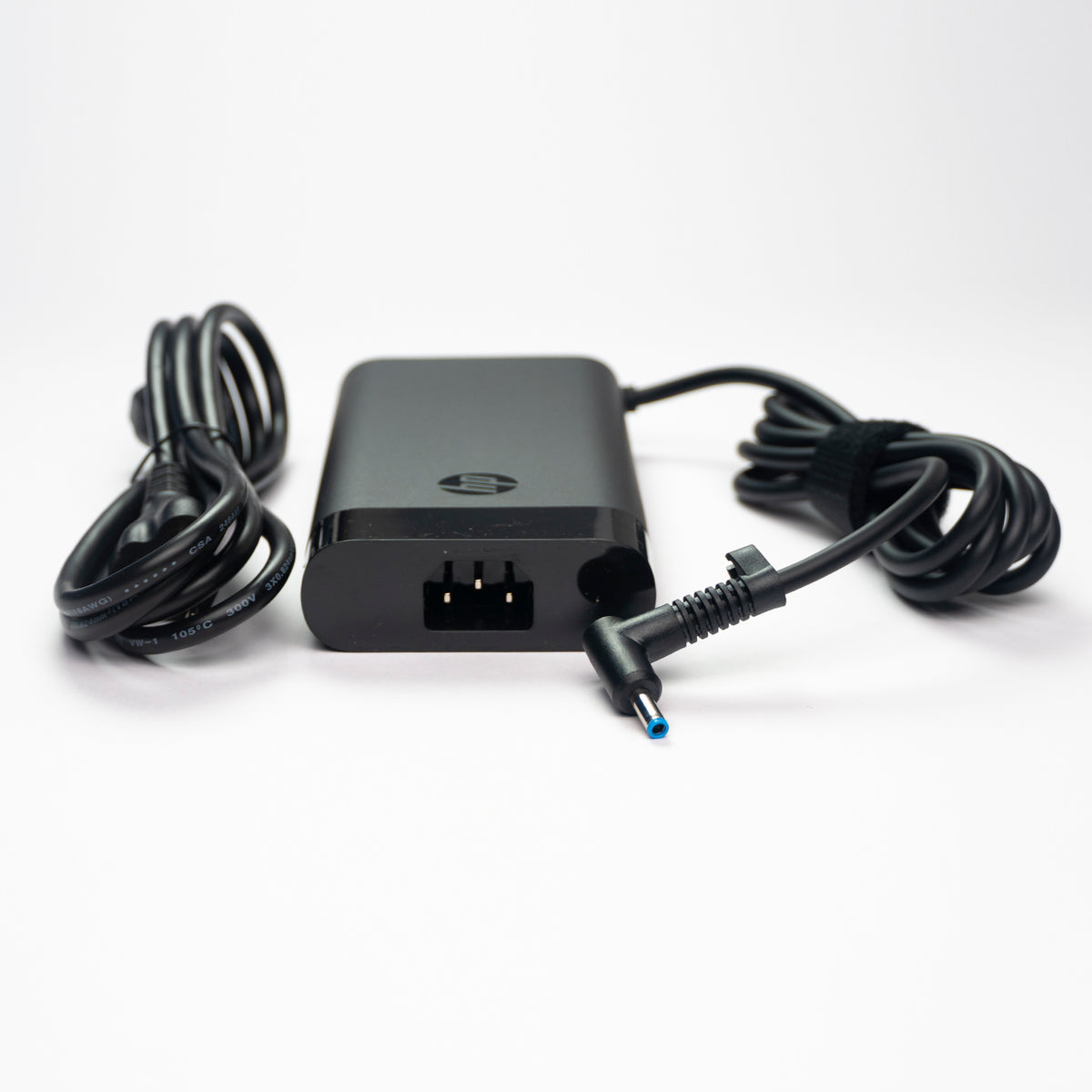 Adaptador de corriente HP de 230W con protecciones eléctricas industriales en caja