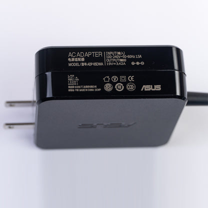 Cargador Asus 65w plug 5.5 mm