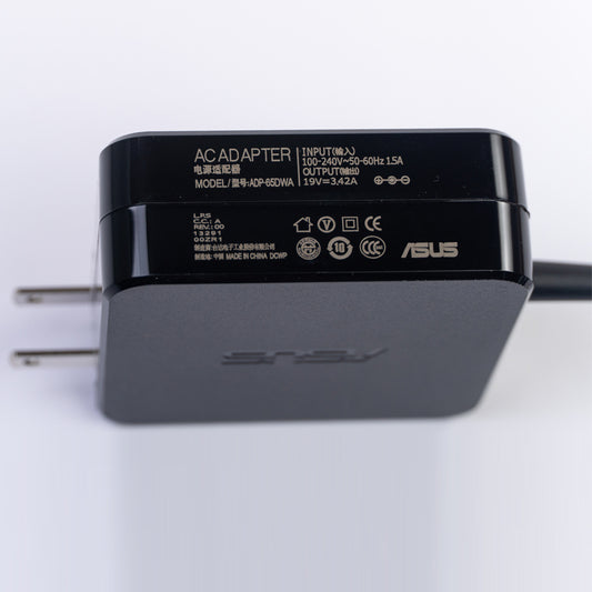 Cargador Asus 65w plug 5.5 mm