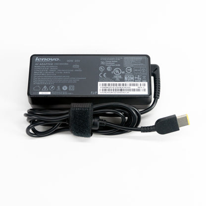 Cargador Lenovo 90W punta cuadrada