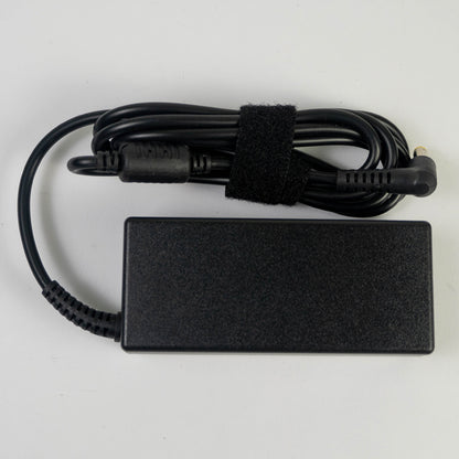 Cargador Acer 65w punta amarilla
