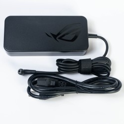 Cargador Asus 230w punta 6 mm 